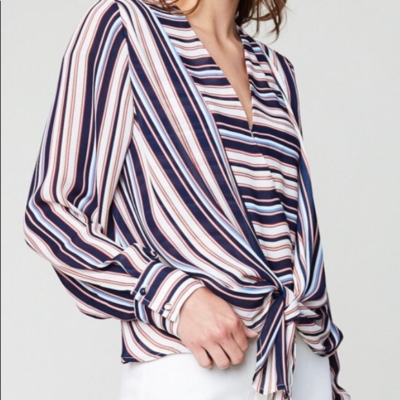 Stripes Knotted blouse! - Picture 1 of 1